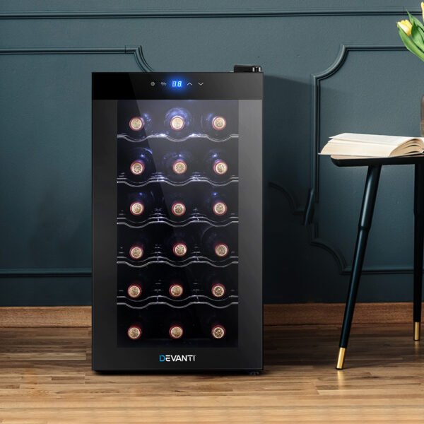 Devanti Wine Cooler 18 Bottles Glass Door Beverage Cooler Thermoelectric Fridge Black 17