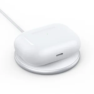 T580-F 15W Magsafe Wireless Fast Charger With 1M Cable (White) 11