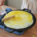 40cm Seasoned Cast Iron Induction Crepes Pan Baking Pancake Tool Pizza Bakeware Pizza EZ SHOP 26