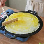 40cm Seasoned Cast Iron Induction Crepes Pan Baking Pancake Tool Pizza Bakeware 26 40cm Seasoned Cast Iron Induction Crepes Pan Baking Pancake Tool Pizza Bakeware - Image 3